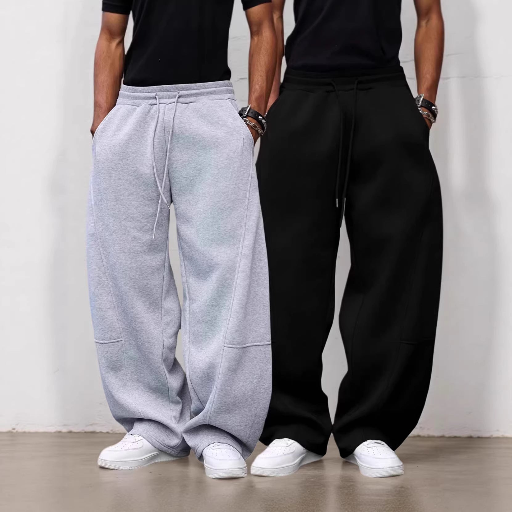 Elasticated comfort waistband detail